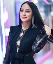 Load image into Gallery viewer, 2019 Black white lace long sleeves elegant fashion bandage dress Sexy evening Party Bodycon wholesale womens clot  Dress + suit